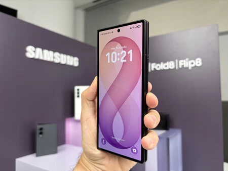 Z Fold8 Ultra