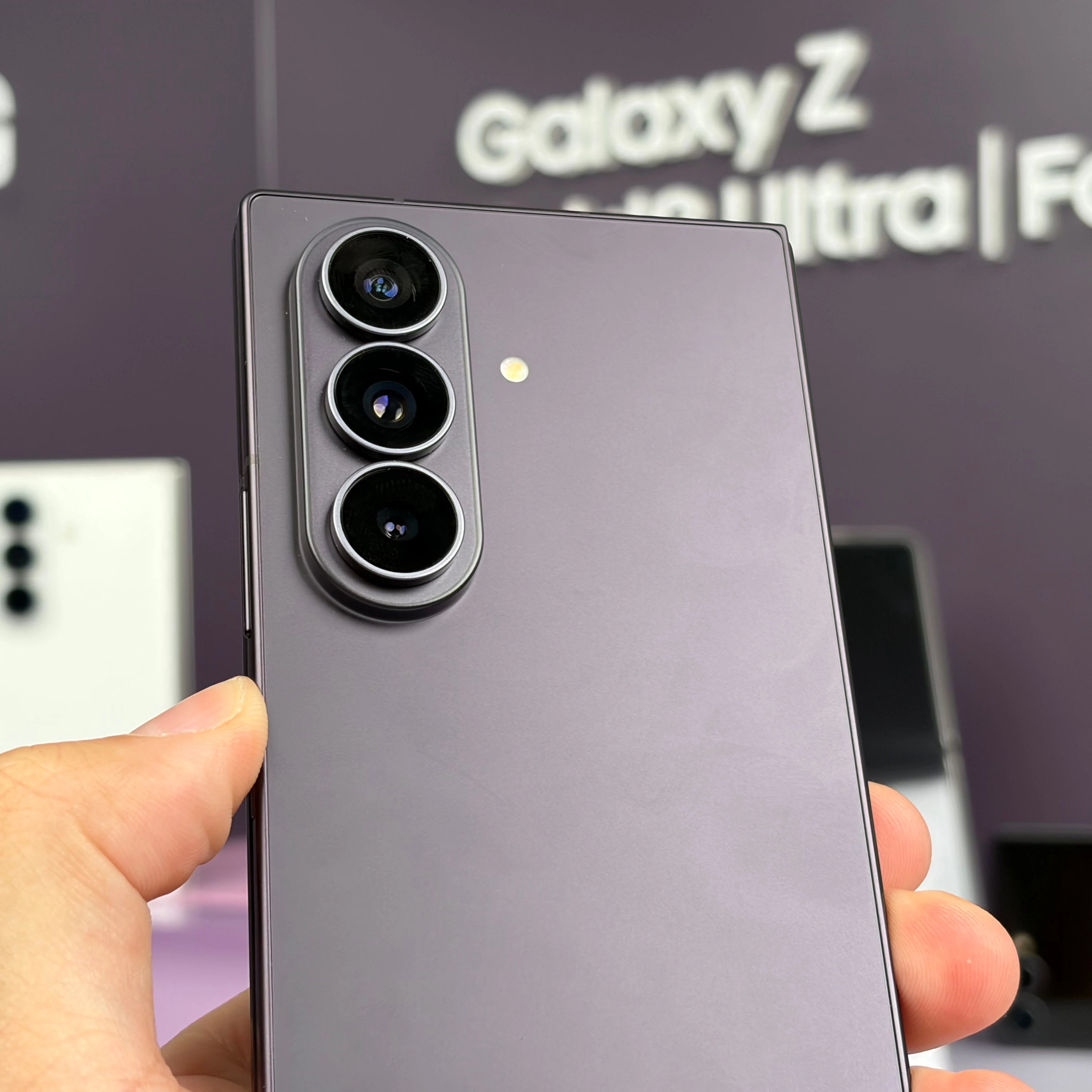 Samsung Galaxy Fold8