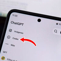 El móvil ya no chatea con la IA, le da órdenes al ordenador desde el sofá: Codex llega a ChatGPT en el teléfono