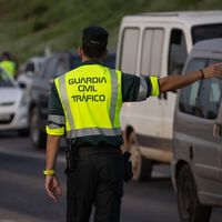 Carlos Cantero, Guardia Civil: "No podemos acudir cada vez que alguien enciende una baliza V16"
